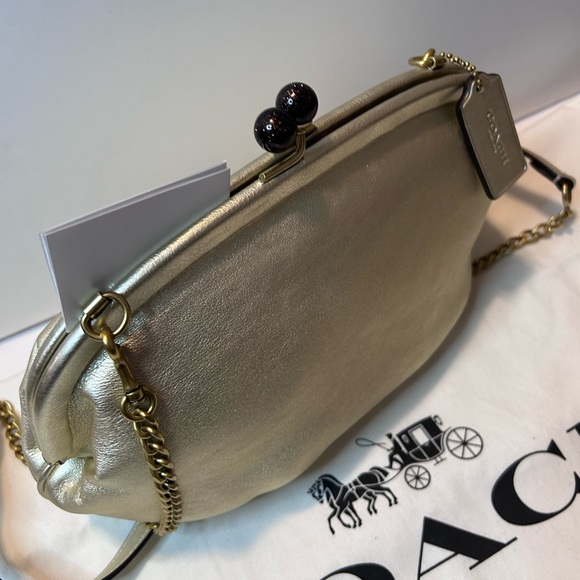 COACH Soft Kiss Lock Crossbody Clutch Metallic GOLD Soft Calf Leather EUC - Picture 4 of 14